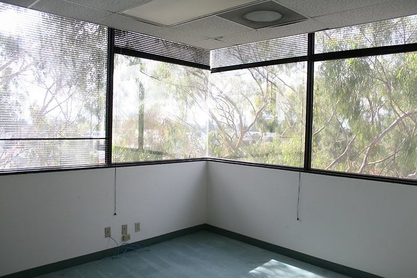 400Suite6898