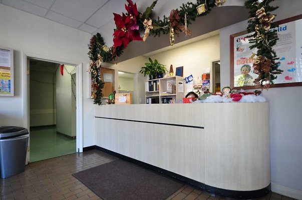 5586 reception