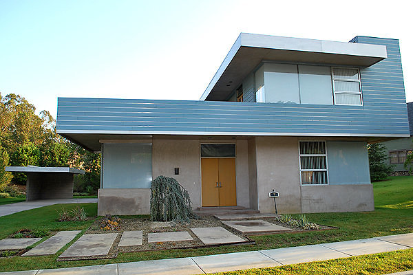 GoldenOaksRanch.Residential.Street.Houses05