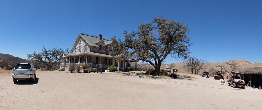 B.Sky.Ranch.Hse.04