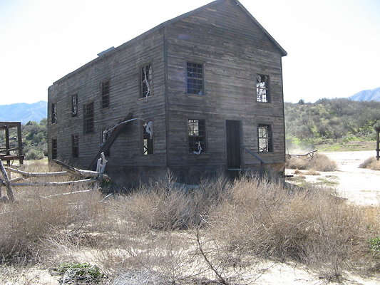 Polsa.Rosa.Ghost.Town.24