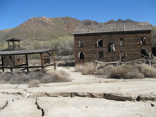 Polsa.Rosa.Ghost.Town.11