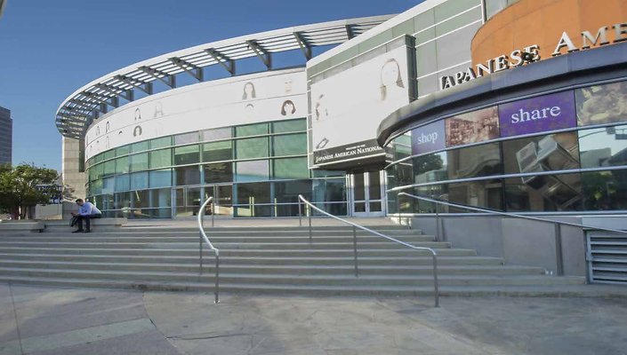 Japanese-American-National-Museum-JANM-Plaza-003