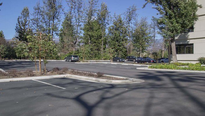 150-N.-Orange-Grove-Plaza-Parking-Lot-39