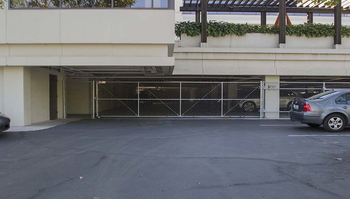 150-N.-Orange-Grove-Parking-Garage-01