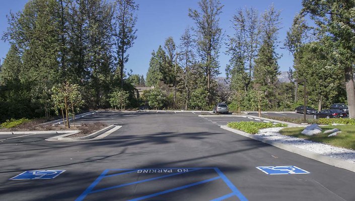 150-N.-Orange-Grove-Plaza-Parking-Lot-37