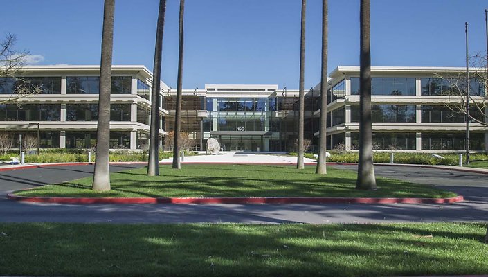 150-N.-Orange-Grove-Plaza-Parking-Lot-52