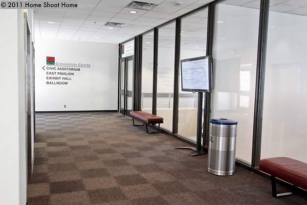 1905c 34elevator lobby reverse