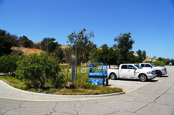 Hwd.Locs.Agoura.Rd.Office.107