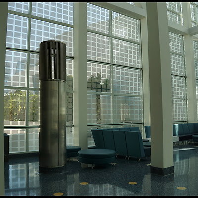LA.Con.West.Hall.Lobby.70