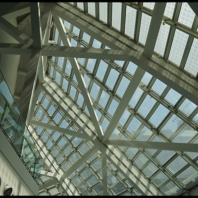 LA.Con.West.Hall.Lobby.103