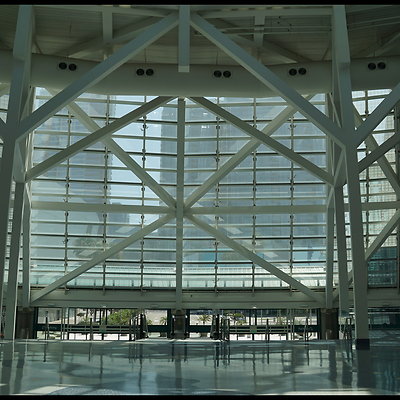 LA.Con.West.Hall.Lobby.86