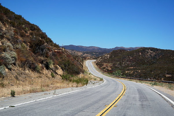 Lake.Hughes.Rd.84 Lake.Hughes.Rd.84