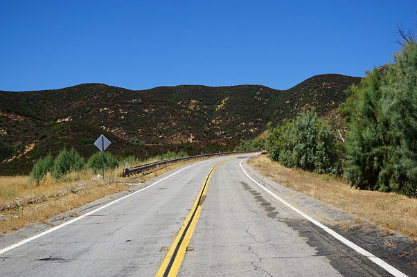 Lake.Hughes.Rd.118 Lake.Hughes.Rd.118