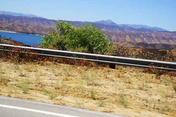 Lake.Hughes.Rd.68 Lake.Hughes.Rd.68