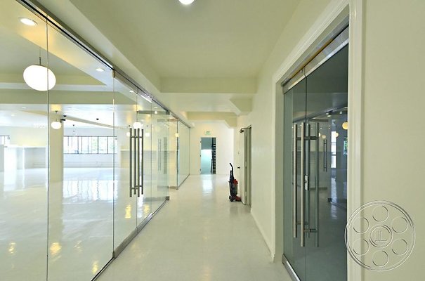 office-27 image 10