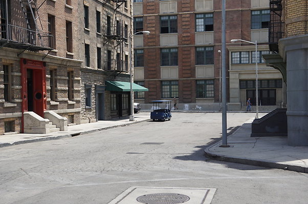 Paramount.Back.Lot.w.car.20