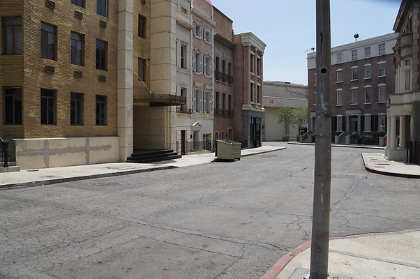 Paramount.Back.Lot.w.car.58