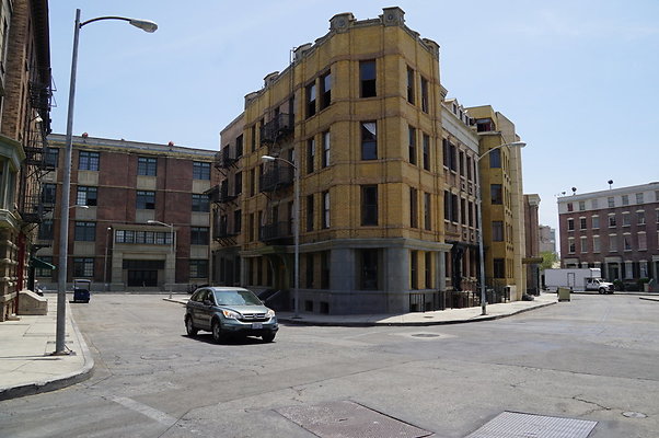 Paramount.Back.Lot.w.car.44