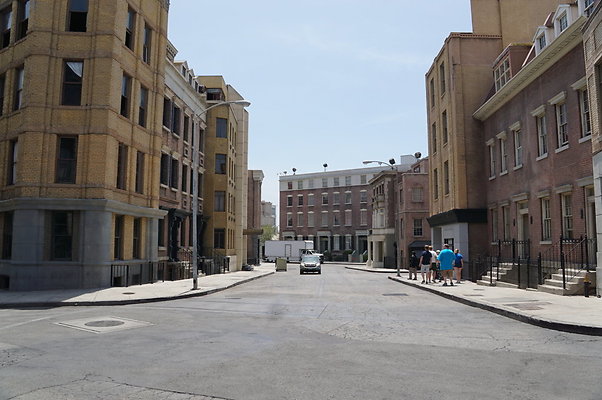 Paramount.Back.Lot.w.car.32