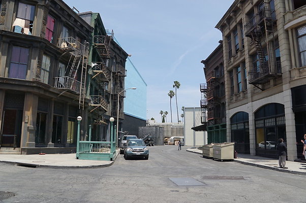 Paramount.Back.Lot.w.car.17