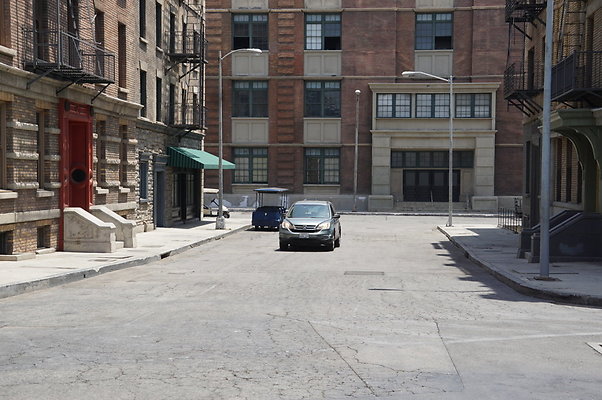 Paramount.Back.Lot.w.car.39