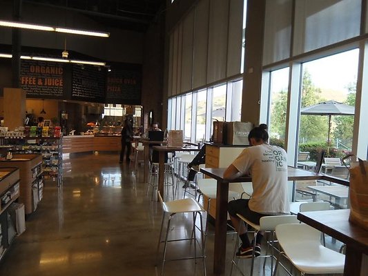 Erewhon.Calabassas.53