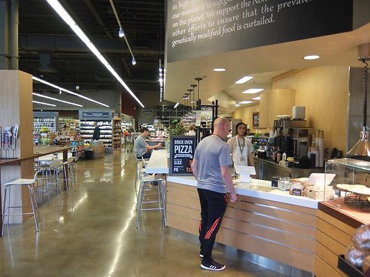 Erewhon.Calabassas.61