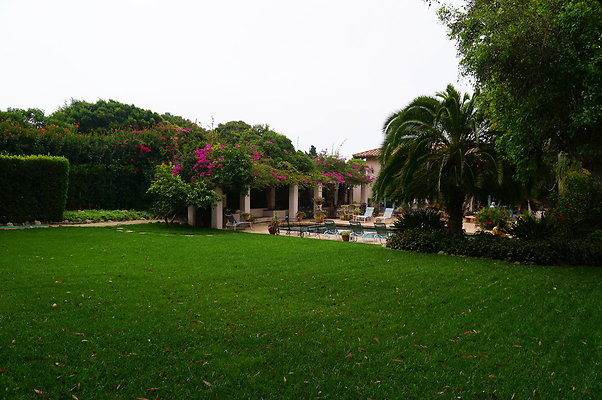 On.Loc.Gardens.4770.BU.32