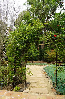 On.Loc.Gardens.4770.BU.19
