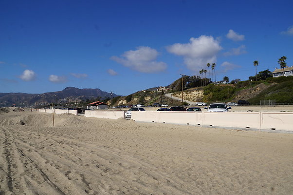 Zuma.Beach.2.2018.07