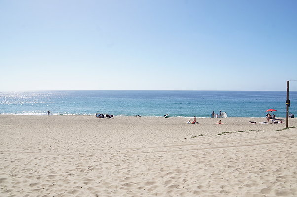 Westward.Beach.2.2018.11