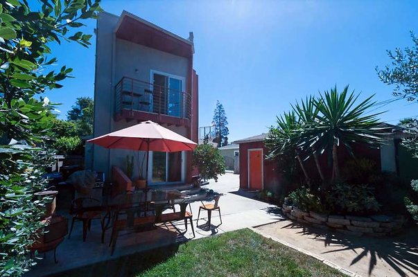 10588 patio