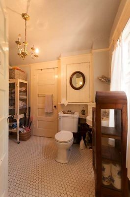 10191 bath2