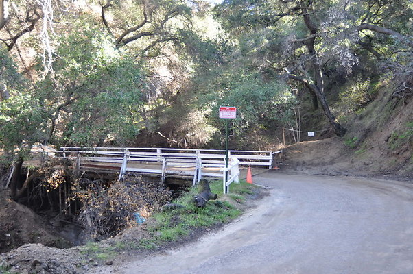 Zorthian.Roads.59