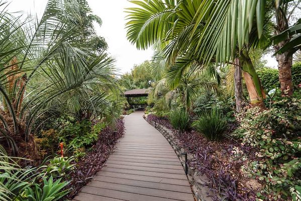 11012 walkway3
