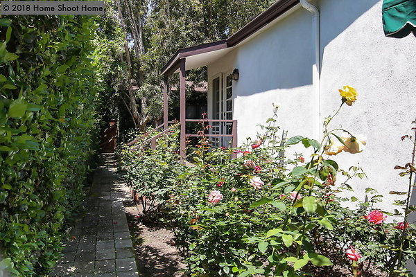 73side-entrance-reverse