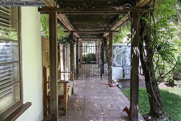 03front-door-reverse