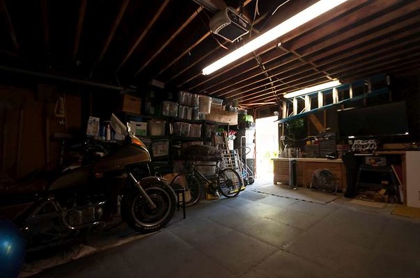 10472 garage4