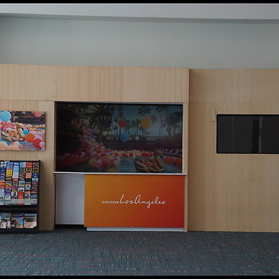 LA.Con.West.Hall.Lobby.61