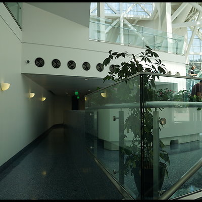 LA.Con.West.Hall.Lobby.99
