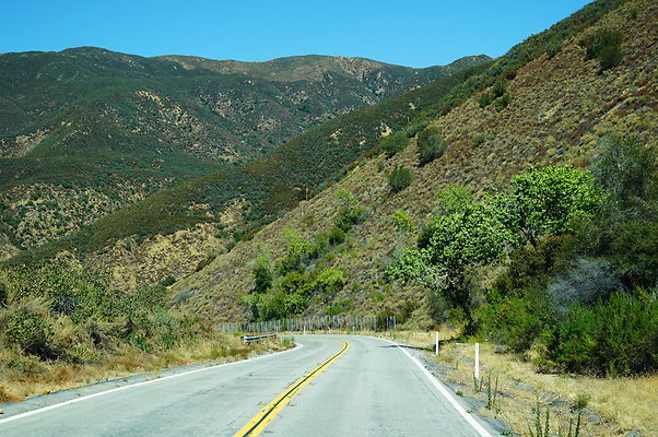 Lake.Hughes.Rd.151