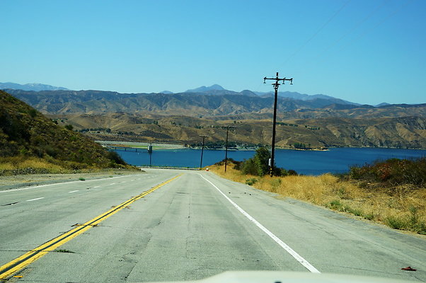 Lake.Hughes.Rd.317