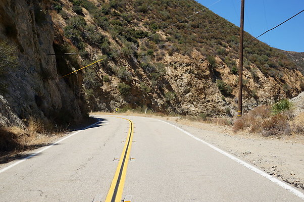 Lake.Hughes.Rd.179
