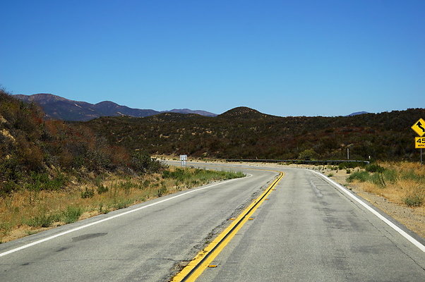 Lake.Hughes.Rd.73
