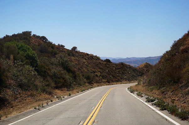 Lake.Hughes.Rd.136
