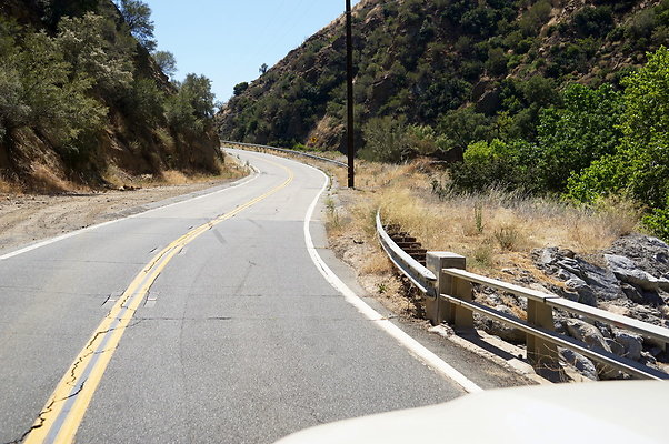 Lake.Hughes.Rd.213