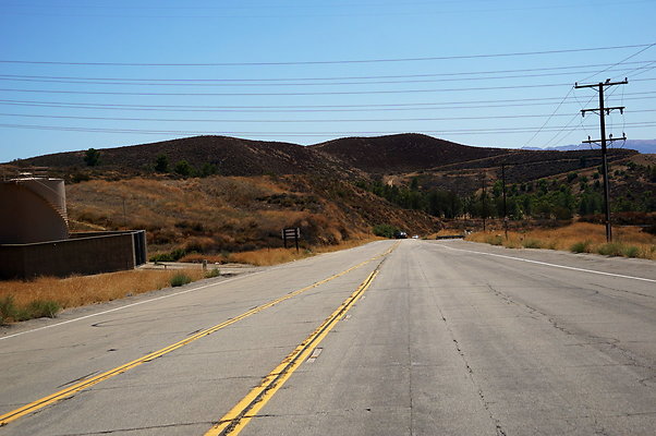Lake.Hughes.Rd.328
