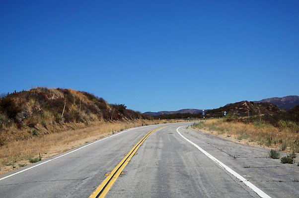 Lake.Hughes.Rd.76