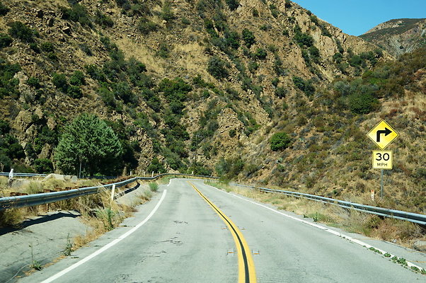 Lake.Hughes.Rd.157